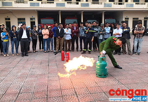 Tập huấn nghiệp vụ PCCC cho lực lượng PCCC cơ sở