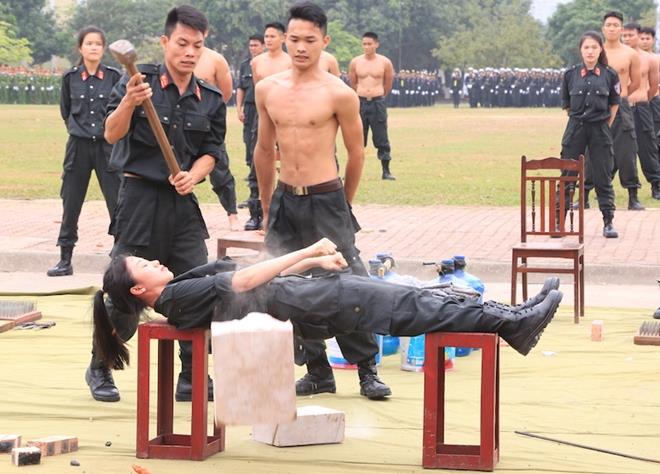 Mãn nhãn với những pha võ thuật, khí công điêu luyện của CSCĐ