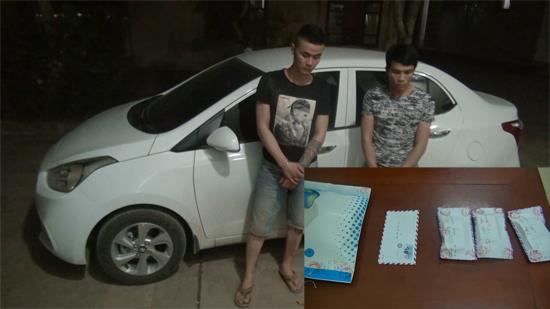 Bắt quả tang 2 đối tượng tàng trữ nhiều loại ma túy
