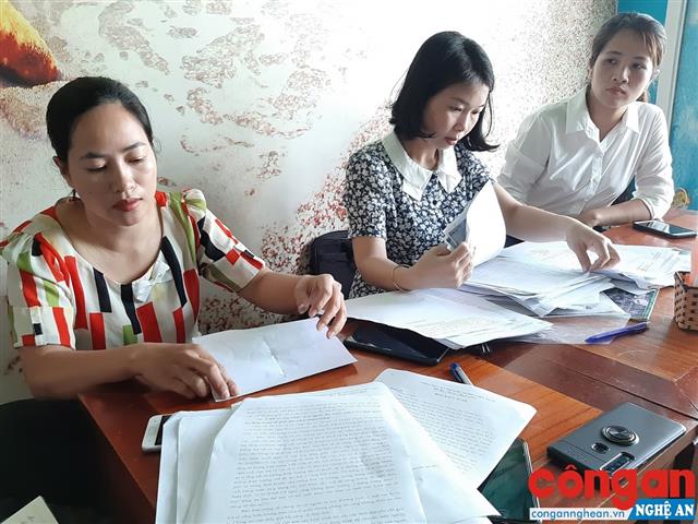 Thanh Chương: Sau 10 năm, 9 viên chức chuyển sang hợp đồng, lỗi tại ai?