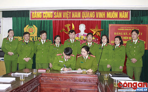 Xây dựng hình ảnh đẹp trong lòng nhân dân