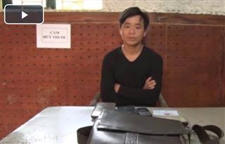Bắt vụ giao dịch 7 bánh heroin