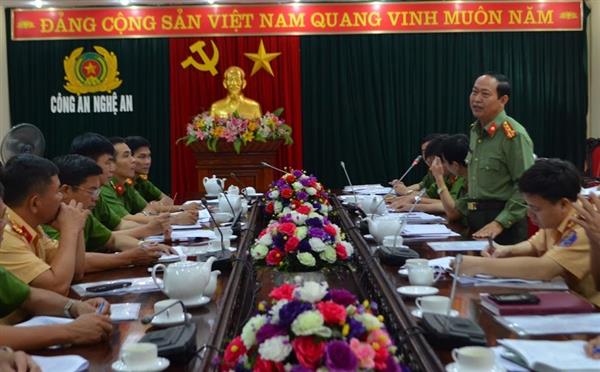 Công an Nghệ An trao đổi kinh nghiệm ứng dụng CNTT trong CCHC với Công an Đắk Lắk