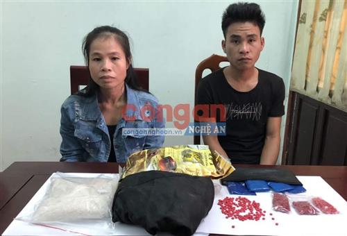 Cặp tình nhân mua bán ma túy sa lưới