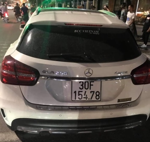 Chiếc xe gây tai nạn, sau đó bỏ chạy nhưng bị Cảnh sát bắt giữ.