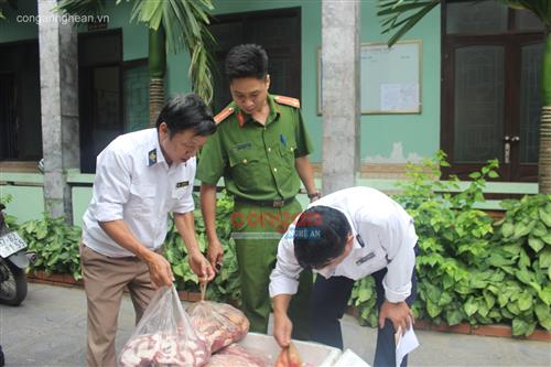 Phát hiện 1,6 tạ nội tạng động vật không rõ nguồn gốc