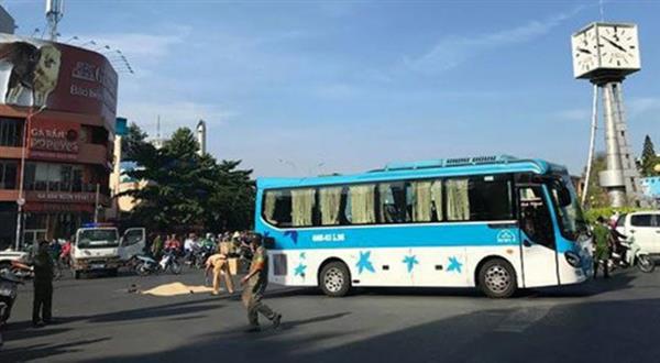 Nguy hiểm từ người đi bộ sai luật