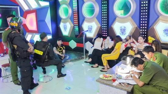 Đừng để nhà nghỉ, karaoke biến thành điểm 'chơi' ma túy