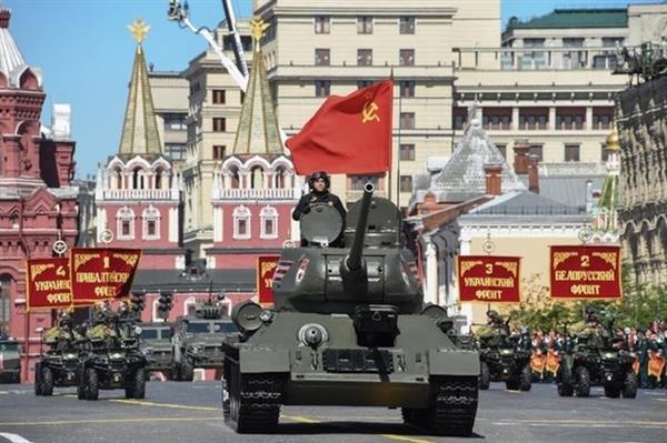 Lễ duyệt binh tại Quảng trường Đỏ mừng Ngày Chiến thắng