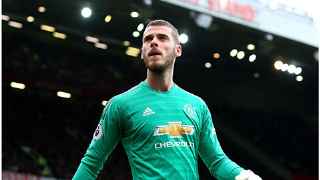 De Gea khiến NHM M.U phẫn nộ vì từ chối ký tặng