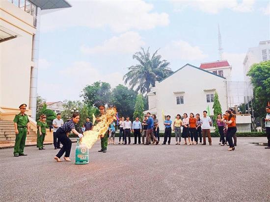 Tập huấn, tuyên truyền công tác PCCC tại cơ sở