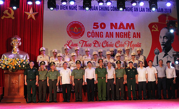 Trao giải cho 31 tiết mục xuất sắc tại Hội diễn Nghệ thuật quần chúng Công an Nghệ An