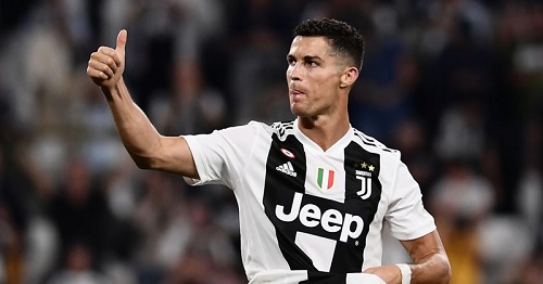 Cristiano Ronaldo giành danh hiệu 'Cầu thủ xuất sắc nhất Serie A'