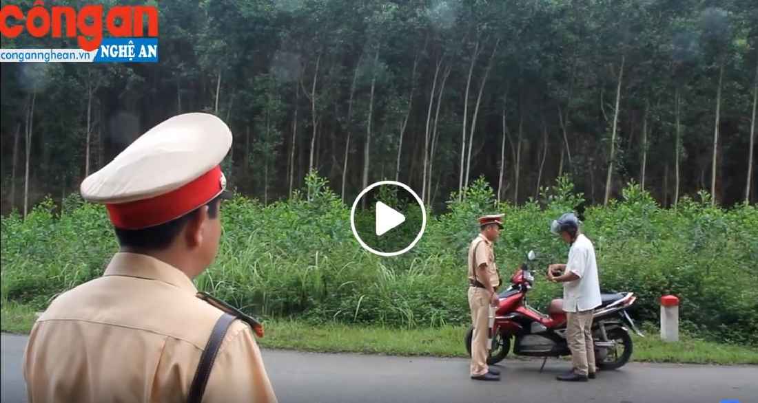 Nghệ An: Nhiều giải pháp đảm bảo ATGT trên tuyến đường Hồ Chí Minh