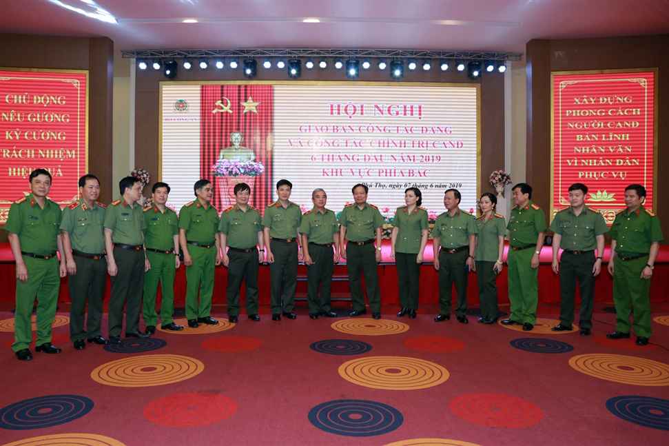 Giao ban công tác đảng, công tác chính trị 6 tháng đầu năm 2019 trong CAND khu vực phía Bắc