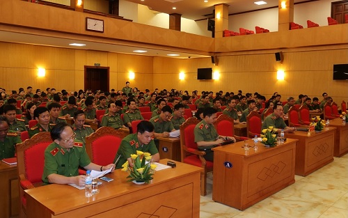 Toàn cảnh buổi học tập chuyên đề.