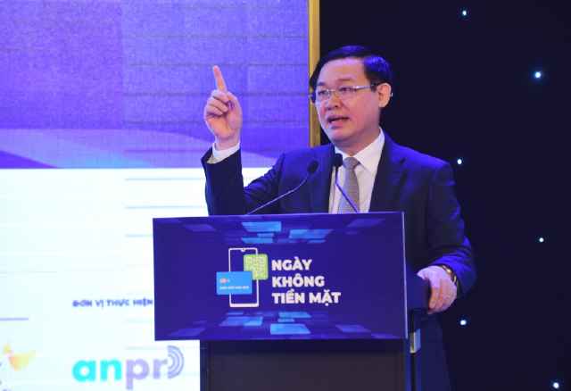 Phó Thủ tướng: Không dùng tiền mặt, nhưng sẽ có rất nhiều thứ