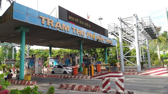 Văn bản công chứng tư 'mắc kẹt'  ở trạm thu phí BOT Bến Thủy