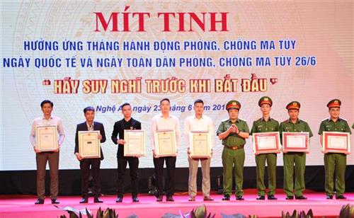 'Hãy suy nghĩ trước khi bắt đầu' để nói không với ma tuý