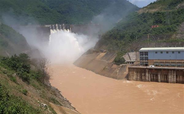 Cử tri miền núi 'tố' thủy điện