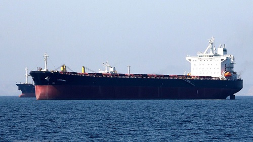 Căng thẳng Mỹ và Iran khiến chi phí chở dầu qua vùng Vịnh tăng mạnh