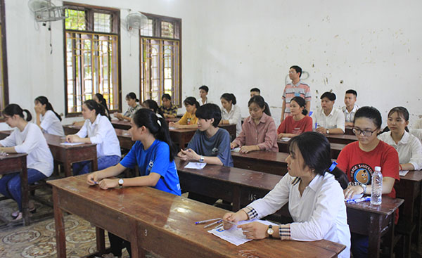 Ghi nhanh ngày thi đầu tiên kỳ thi THPT Quốc gia năm 2019 tại Nghệ An