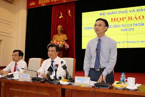 Họp báo thi THPT Quốc gia: Không chấp nhận, dung túng gian lận