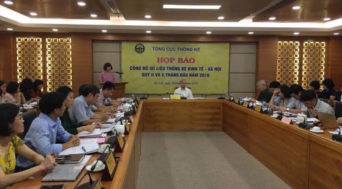 Cuộc họp báo sáng nay (28/6) tại Tổng cục Thống kê.