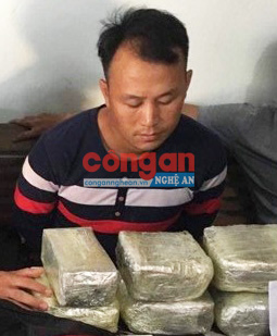 Đối tượng, tang vật vụ mua bán, vận chuyển trái phép chất ma túy tại khu vực biên giới do Đồn BP cửa khẩu Thanh Thủy (BĐBP Nghệ An) phối hợp với lực lượng liên quan bắt giữ