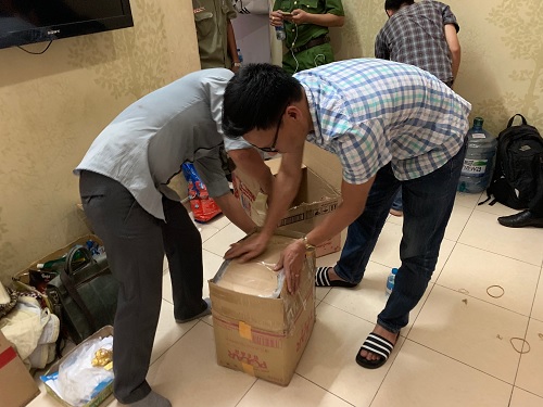 Một vụ lừa đảo tương tự đã bị công ty tài chính Fe Credit phát hiện và trình báo tới Công an tỉnh Đắk Lắk