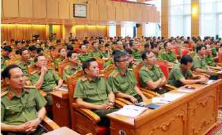 Tăng cường bảo vệ nền tảng tư tưởng của Đảng trong lực lượng CAND