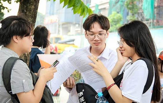 Thi THPT quốc gia 2019: Thấy gì từ việc điểm liệt ở môn Ngữ văn tăng đột biến?