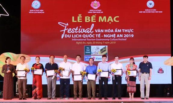 Bế mạc Festival Văn hóa Ẩm thực Du lịch quốc tế - Nghệ An 2019