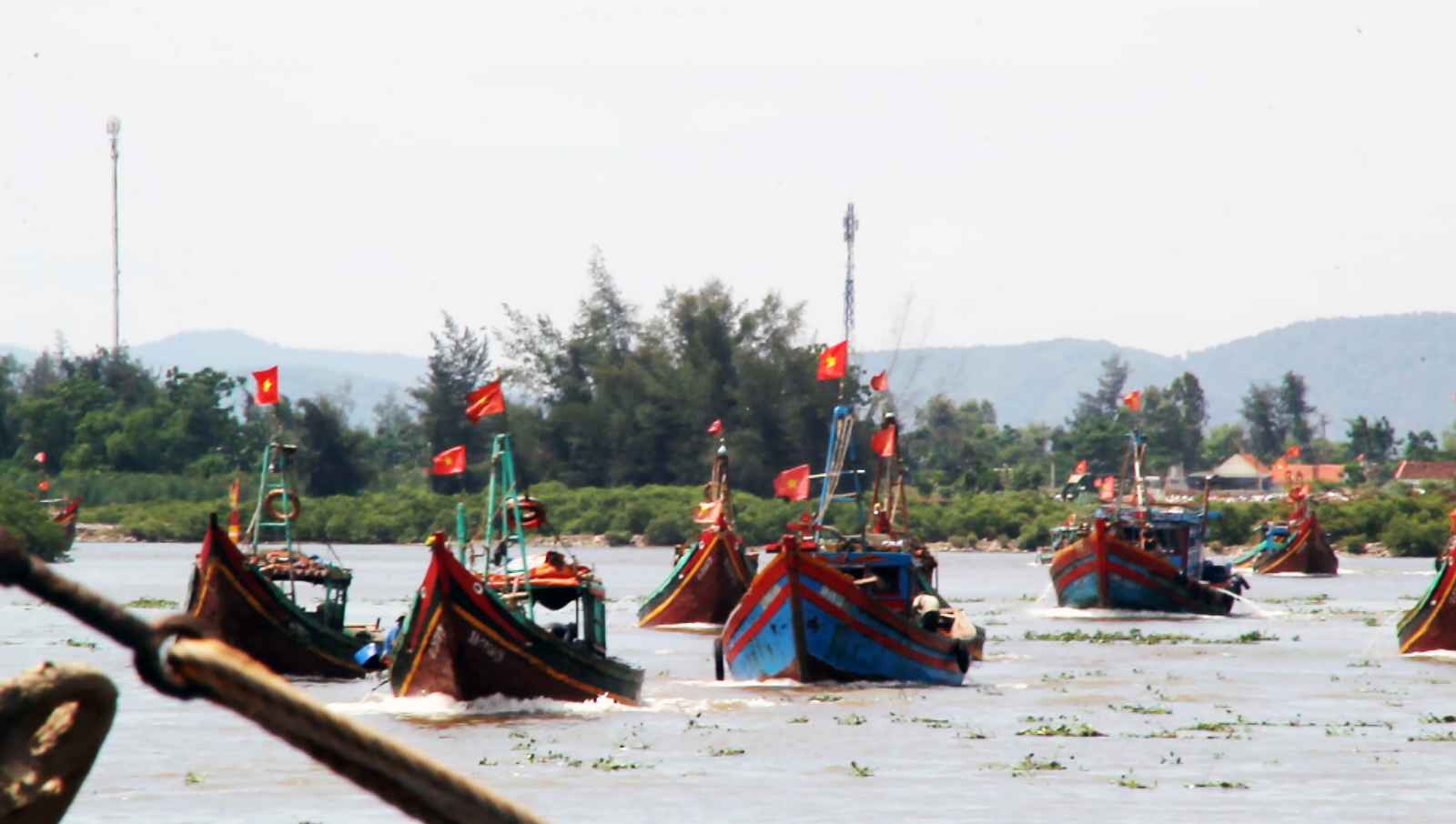 Sức vươn từ kinh tế biển (Bài 1)