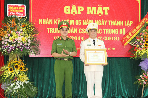 Gặp mặt nhân kỷ niệm 5 năm Ngày thành lập