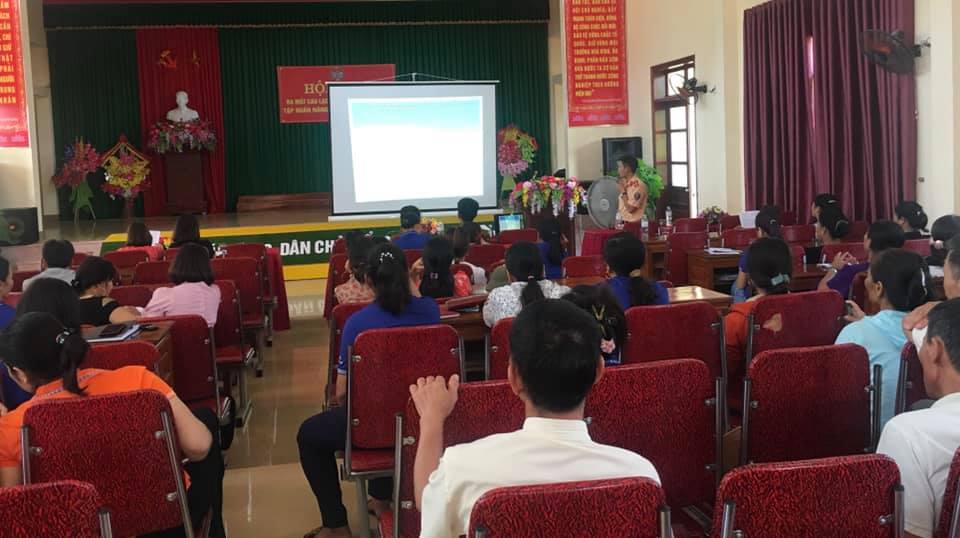 Tập huấn kiến thức ATGT cho Hội nông dân xã Nghĩa Xuân