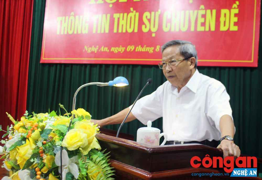 Hội nghị thông tin thời sự chuyên đề