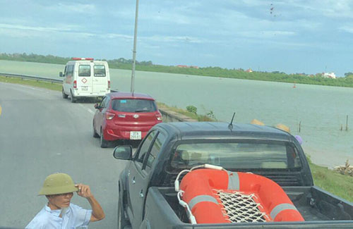 Huy động lực lượng, phương tiện tìm kiếm người mất tích