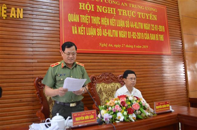 Tổ chức hội nghị trực tuyến quán triệt các nghị quyết quan trọng của Đảng về phong trào toàn dân bảo vệ ANTQ và đảm bảo TTATGT