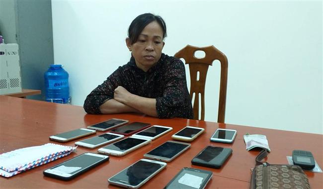 Tạm giam đối tượng chuyên 'móc' điện thoại của người đi chợ