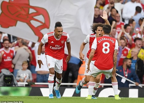 Derby London: Pháo thủ cầm hòa Spur