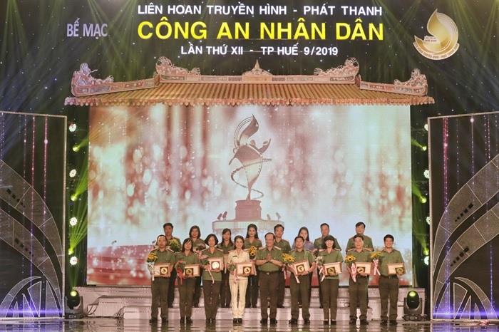 Bế mạc Liên hoan TH-PT CAND lần thứ XII