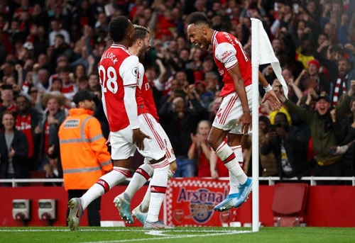 Chơi thiếu người, Arsenal vẫn ngược dòng ấn tượng trước Aston Villa