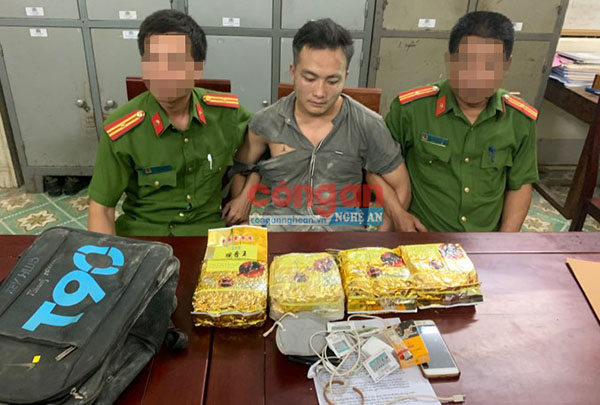 Đối tượng vận chuyển 4 kg ma túy đá sa lưới