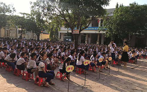 Hơn 850 em học sinh được truyền thông về kỹ năng phòng, chống bạo lực, xâm hại trẻ em