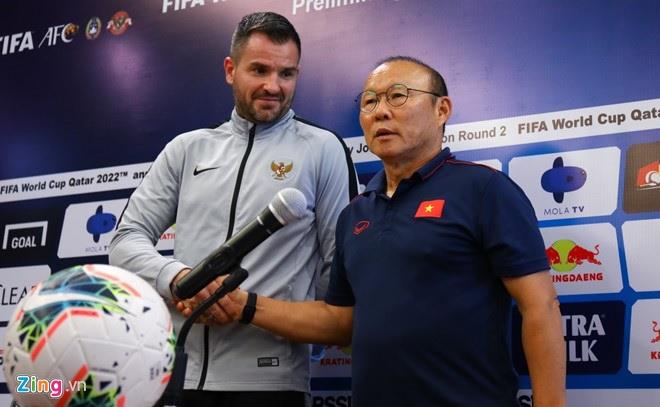Chờ cuộc đấu trí của 2 HLV