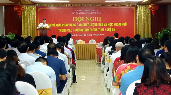 Hội nghị bàn về giải pháp nâng cao chất lượng dạy và học ngoại ngữ trong các trường phổ thông