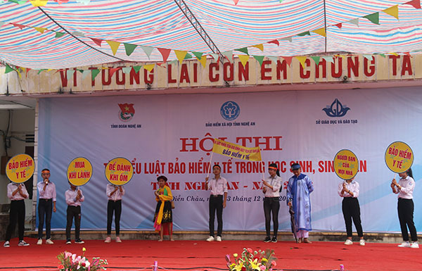 Bảo hiểm y tế - Bạn đồng hành của học sinh, sinh viên
