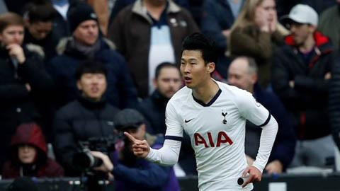 Son Heung-min mở màn cho trận đấu đầy kịch tính