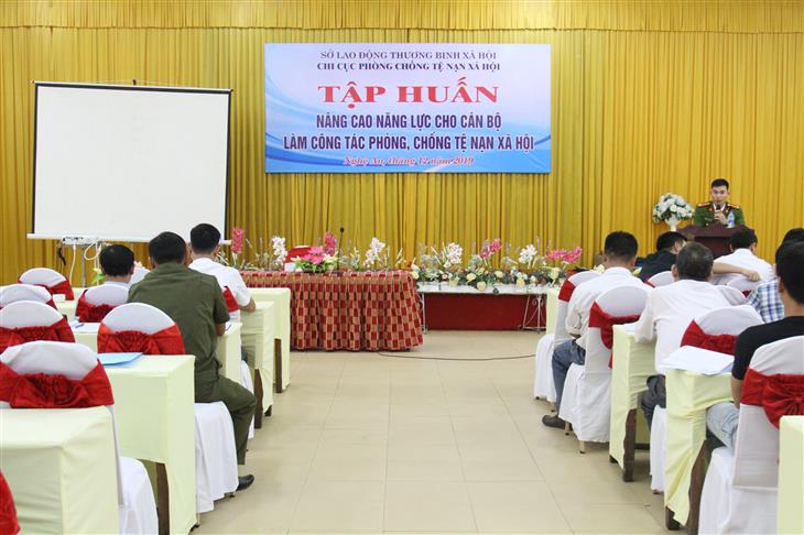 Tại hội nghị